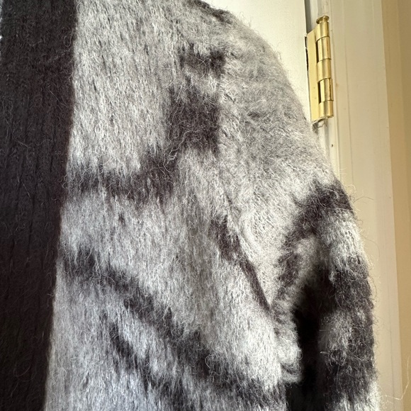White House Black Market Fuzzy Gray and Black Cardigan - Picture 3 of 4